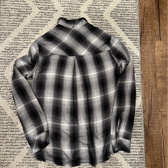 Cloth & stone for Anthropologie plaid oversized button down shirt - Picture 7 of 12